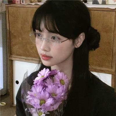 鲜花盛开的山村